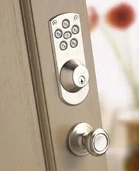 State Locksmith Services Chino, CA 909-321-2941 - comm-01